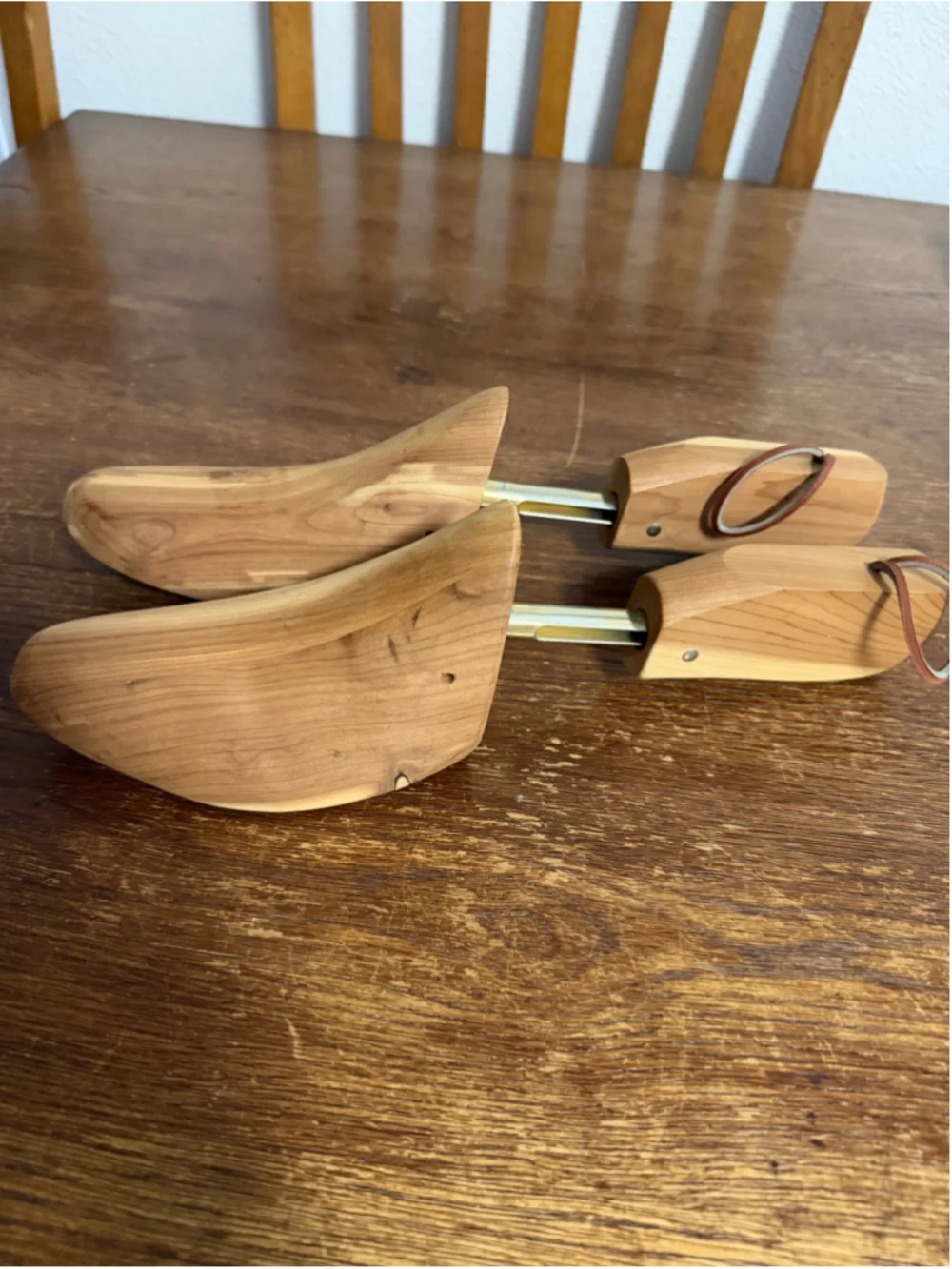 Centerville Western Stores Aromatic Cedar Shoe Trees Medium Pair Adjustable Bras